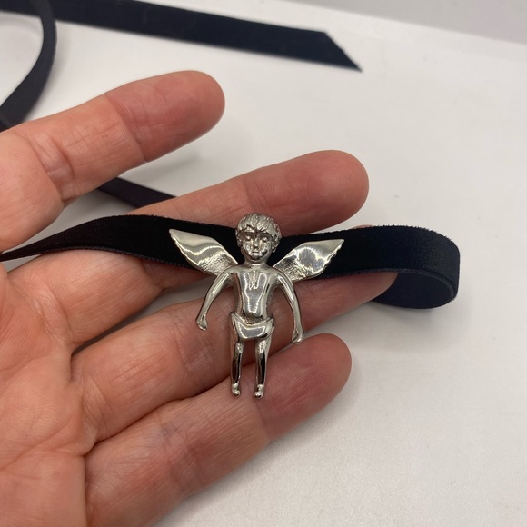 Vintage Guardian Angel Cherub Velvet Choker Necklace - Picture 6 of 7